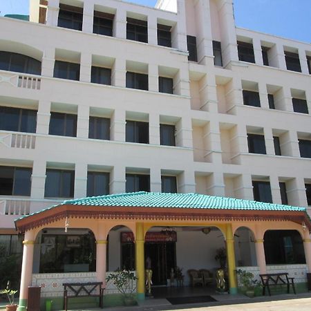 Royal Jommanee Hotel Nongkhai Nong Khai Exterior photo